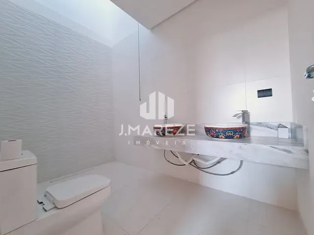 Casa 3 quartos e 3 banheiros, à venda, no bairro Jardim Eldorado em Apucarana