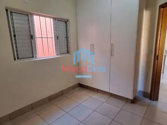 Casa 2 quartos e 1 banheiro, para alugar, no bairro Centro em Ituverava
