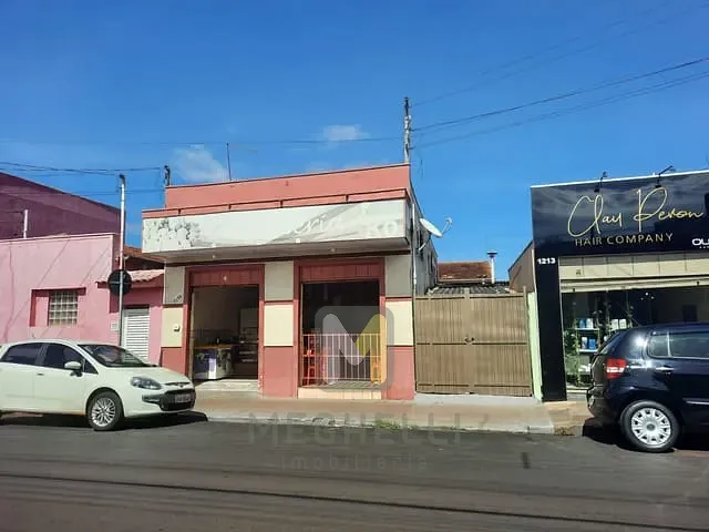 Casa com 250m² 2 quartos e 1 banheiro, à venda, no bairro Jardim Bela Vista em Serrana