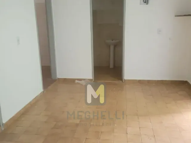 Casa com 250m² 2 quartos e 1 banheiro, à venda, no bairro Jardim Bela Vista em Serrana
