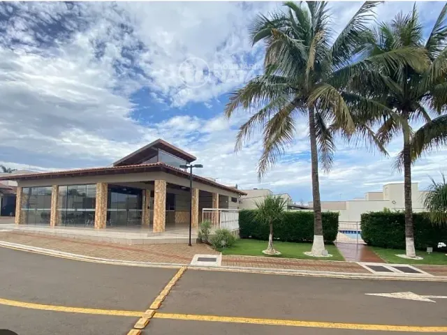 Casa com 200m² 3 quartos e 2 banheiros, à venda, no bairro Jardim Sabará em Londrina