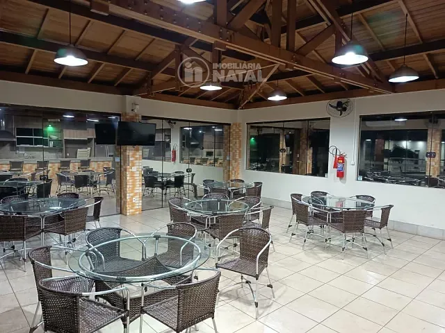 Casa com 200m² 3 quartos e 2 banheiros, à venda, no bairro Jardim Sabará em Londrina