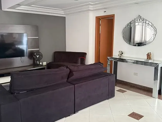 Casa com 442m² 3 quartos e 4 banheiros, à venda, no bairro Jardim Burle Marx em Londrina
