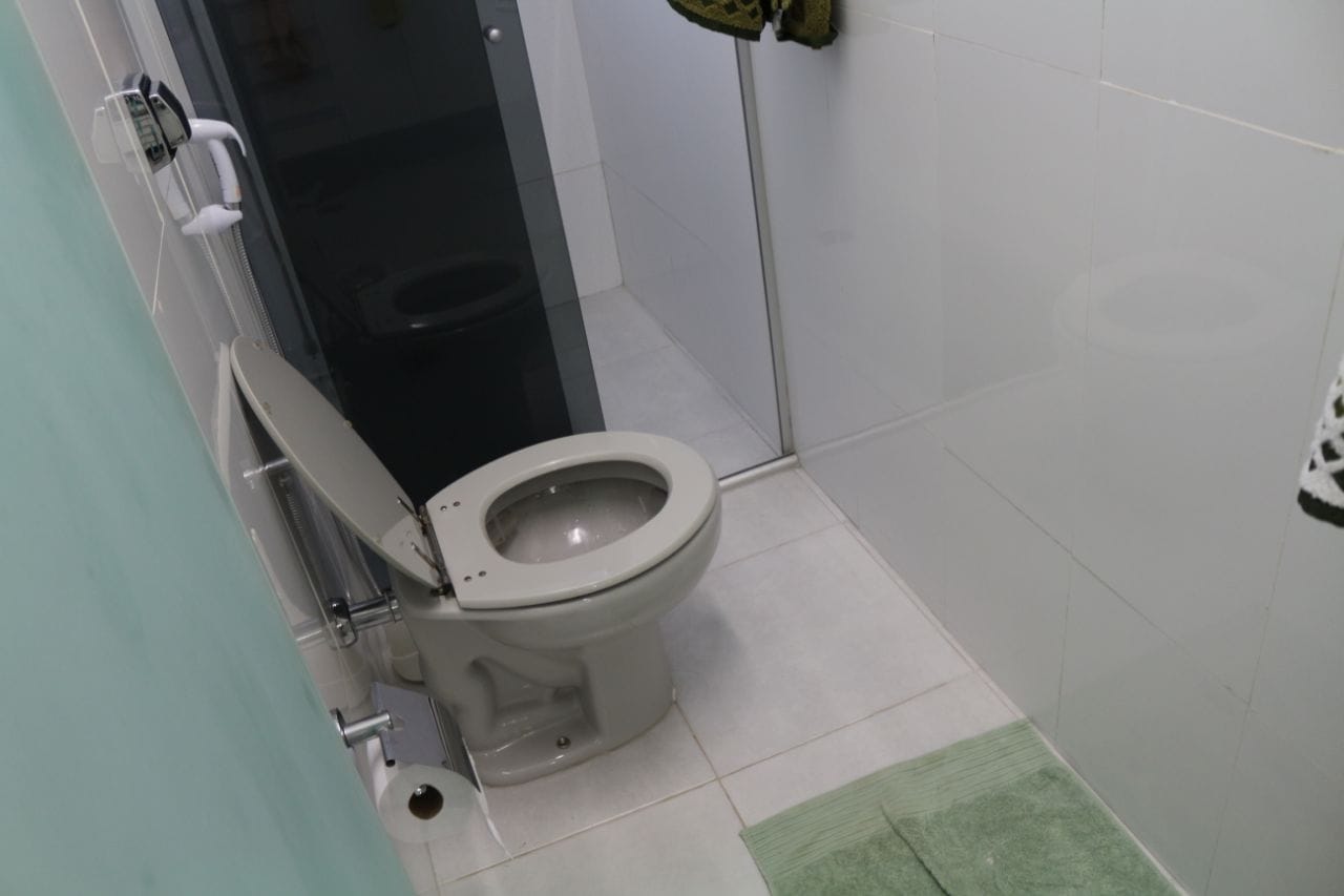 Casa  com 8 quartos, 3 suítes, 3 vagas, com 332 metros de área construída à venda, Carmo, Belo Horizonte, MG - No melhor ponto do Carmo-Sion miniatura 16