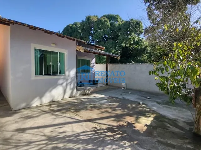 Casa 2 quartos e 1 banheiro, à venda, no bairro Ubatiba em Maricá