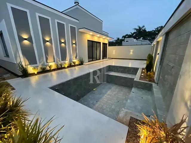 Casa 3 quartos e 2 banheiros, à venda, no bairro Bosque da Mata em Tijucas