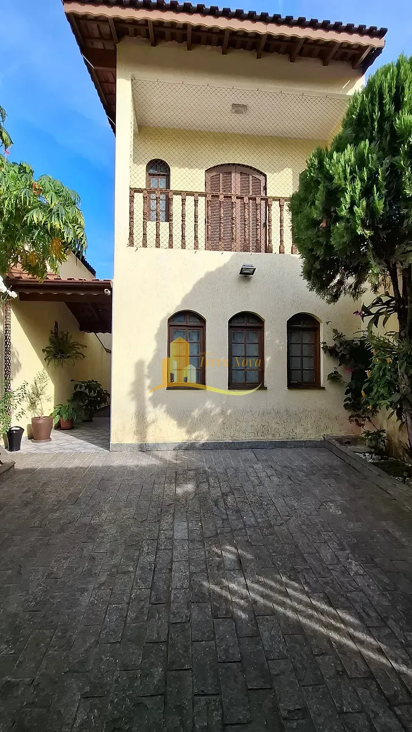 Casa, 4 quartos, 240 m² - Foto 3