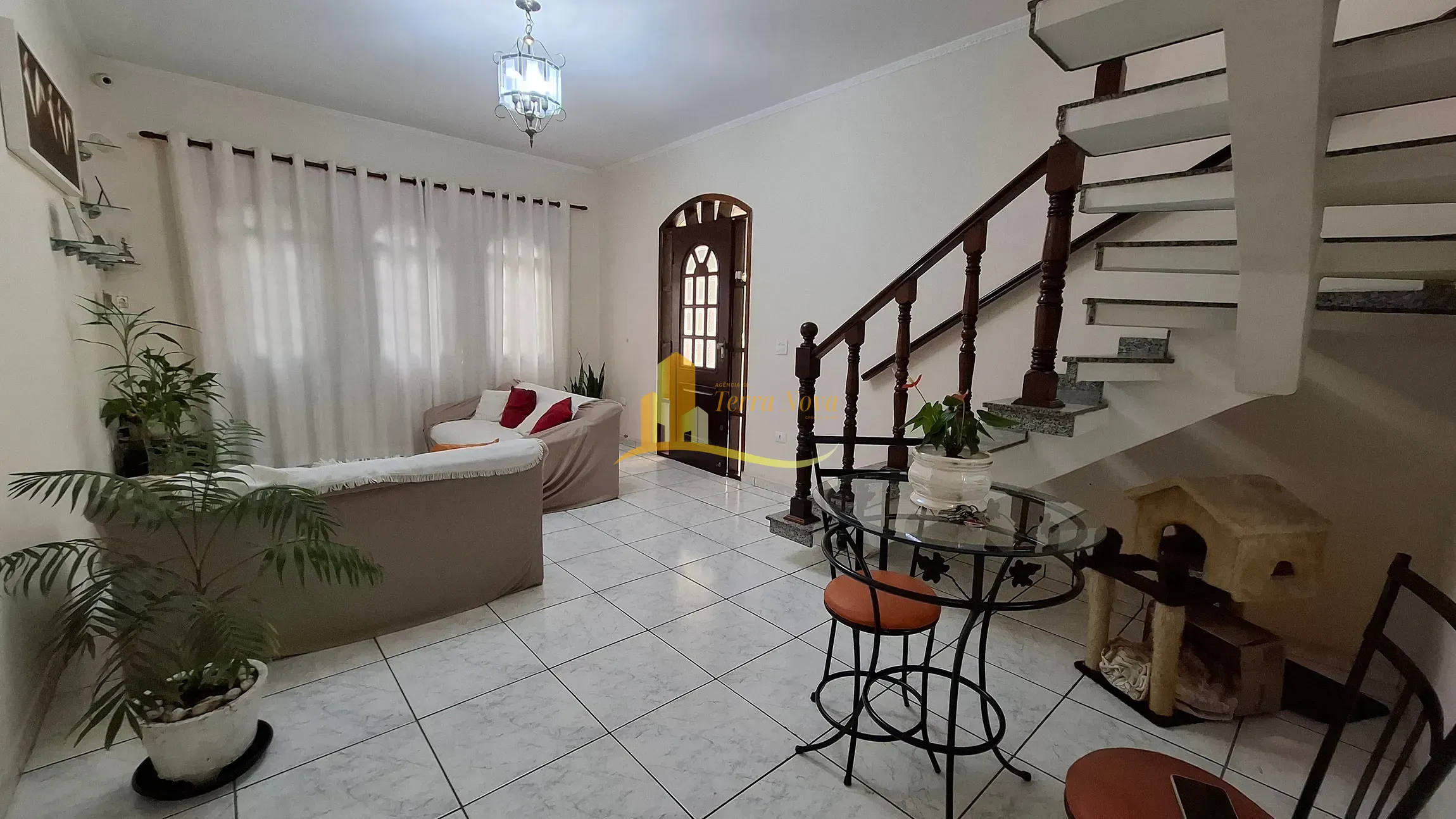 Casa, 4 quartos, 240 m² - Foto 13