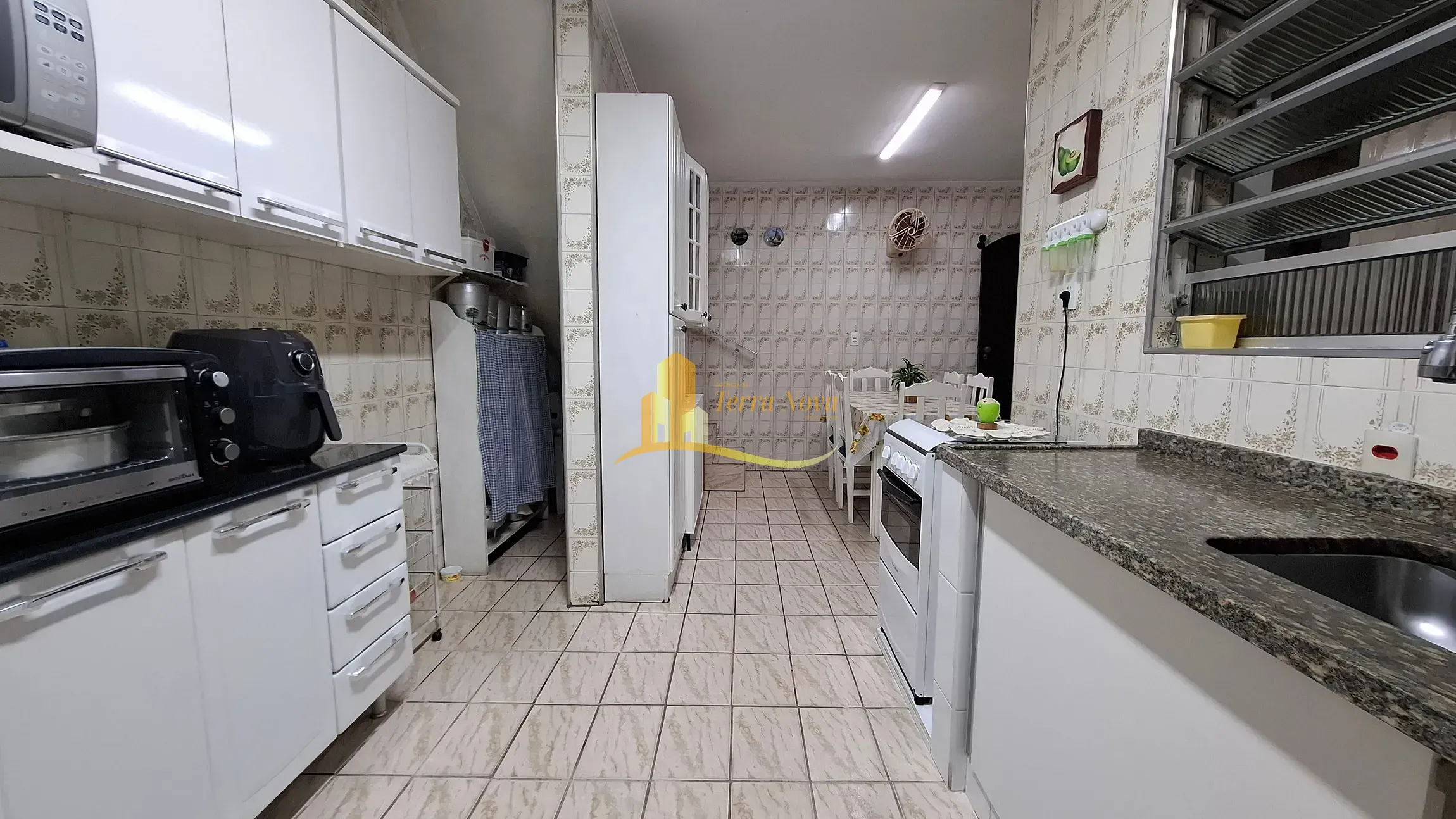 Casa, 4 quartos, 240 m² - Foto 26