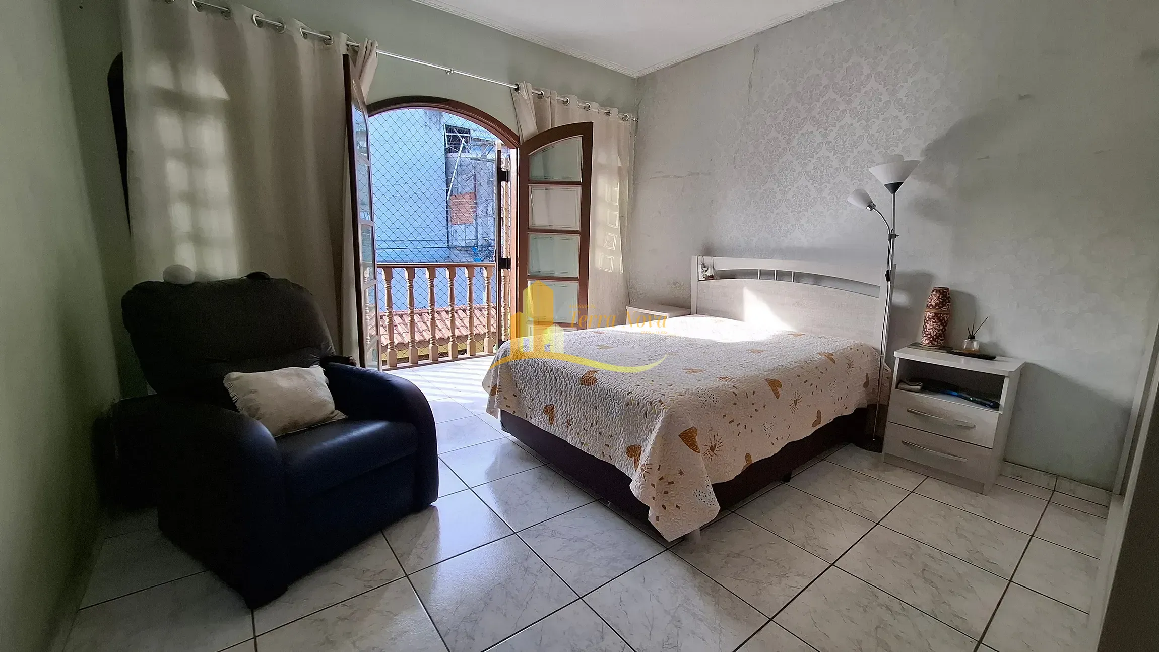 Casa, 4 quartos, 240 m² - Foto 35