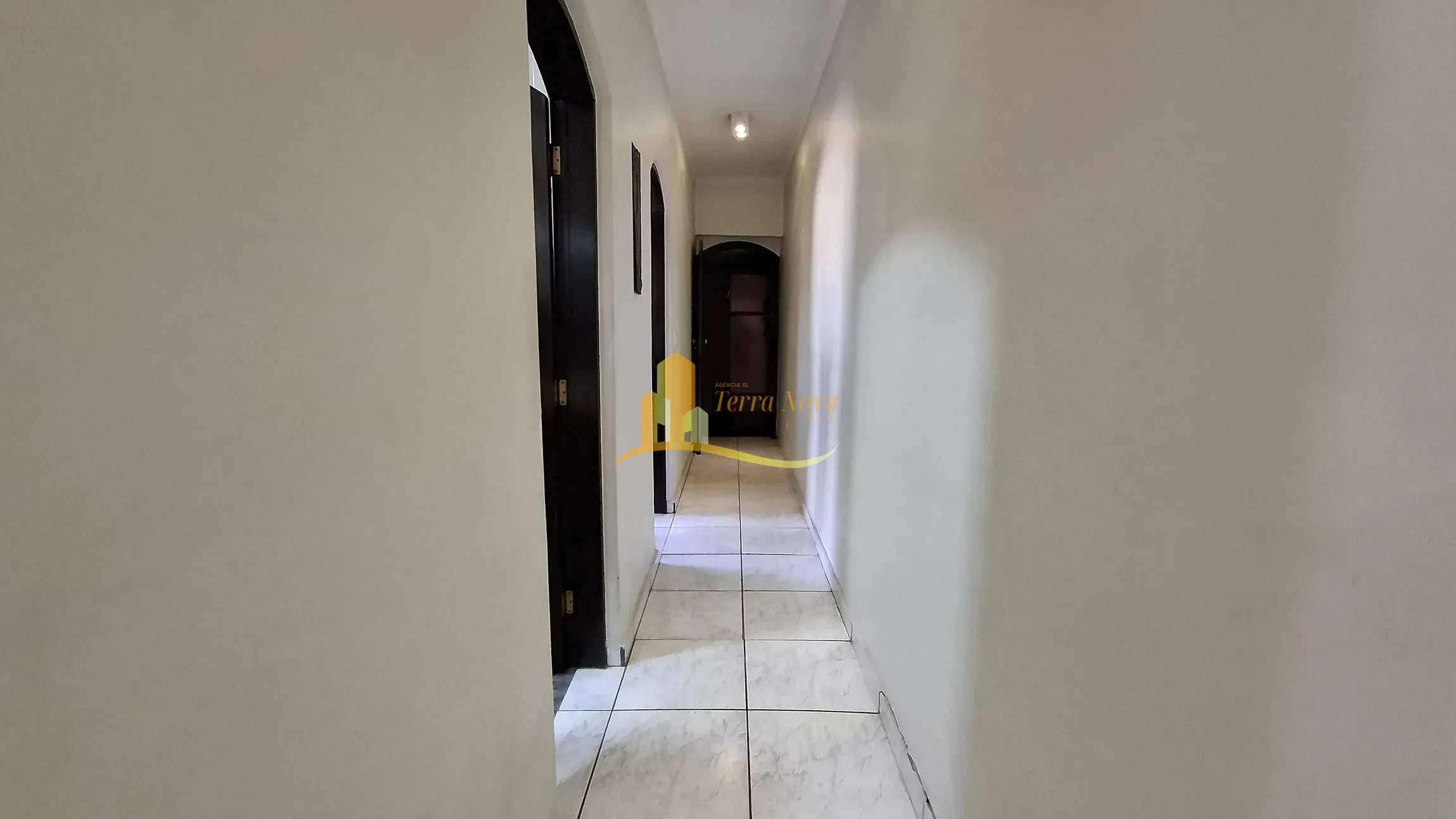 Casa, 4 quartos, 240 m² - Foto 41