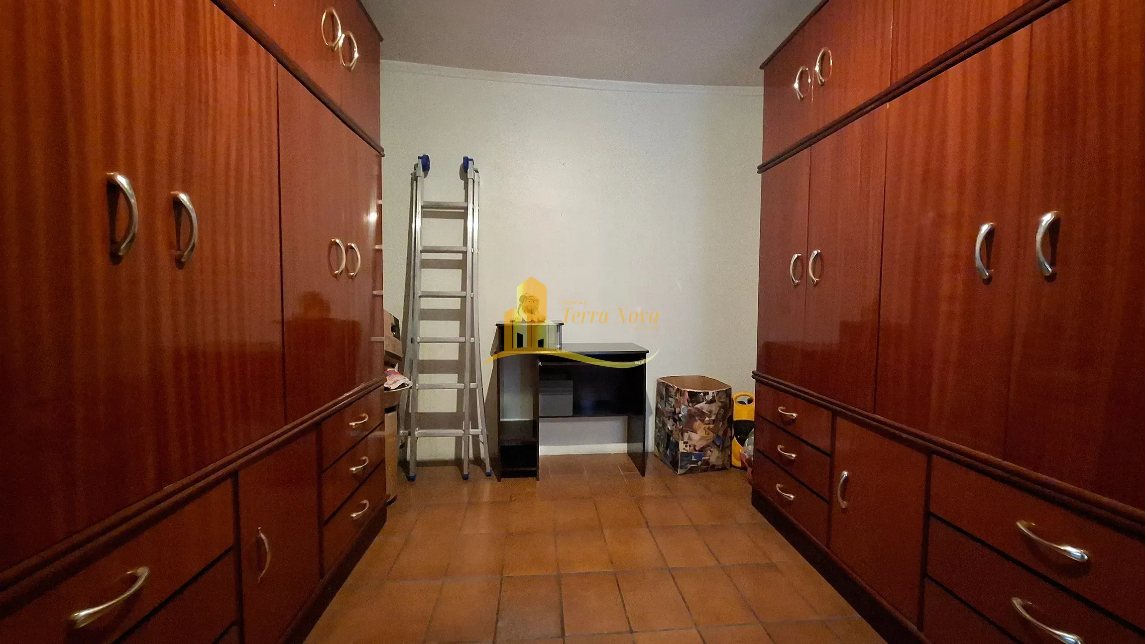Casa, 4 quartos, 240 m² - Foto 52