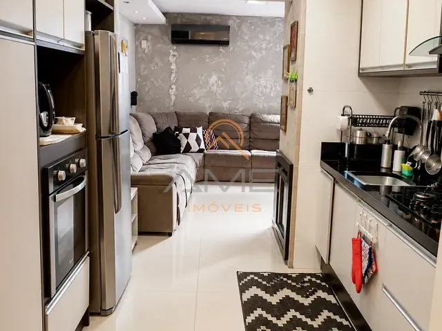 Casa com 95m² 2 quartos e 2 banheiros, à venda, no bairro Três Vendas em Pelotas