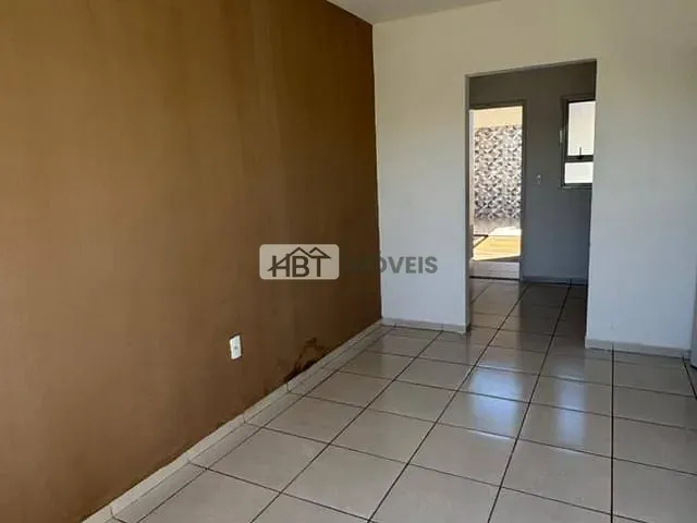 Casa 3 quartos e 2 banheiros, para alugar, no bairro Vargem Limpa I em Bauru