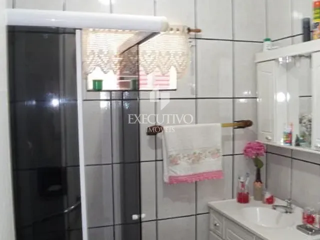Casa com 250m² 3 quartos e 1 banheiro, à venda, no bairro Novo Horizonte em Arroio Do Meio