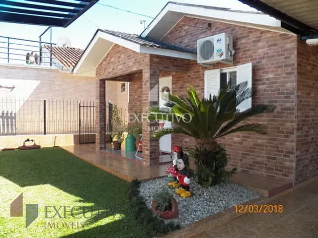 Casa com 250m² 3 quartos e 1 banheiro, à venda, no bairro Novo Horizonte em Arroio Do Meio