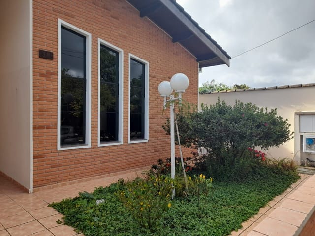 Casa com 250m² 3 quartos e 3 banheiros, à venda, no bairro Urbanova em São José dos Campos