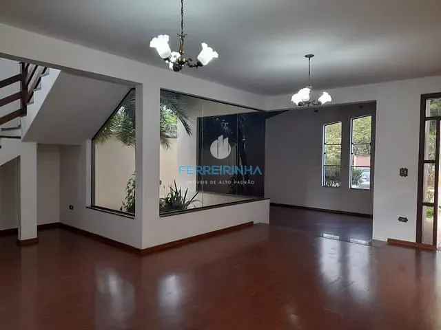 Casa com 250m² 3 quartos e 3 banheiros, à venda, no bairro Urbanova em São José dos Campos