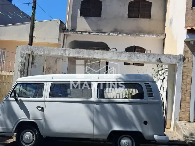Casa 4 quartos e 3 banheiros, à venda, no bairro Jardim Fabiana em Embu das Artes
