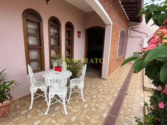 Casa com 306m² 3 quartos e 3 banheiros, à venda, no bairro Jardim Estádio em Jundiaí