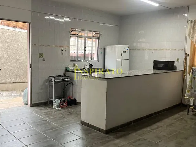 Casa com 306m² 3 quartos e 3 banheiros, à venda, no bairro Jardim Estádio em Jundiaí