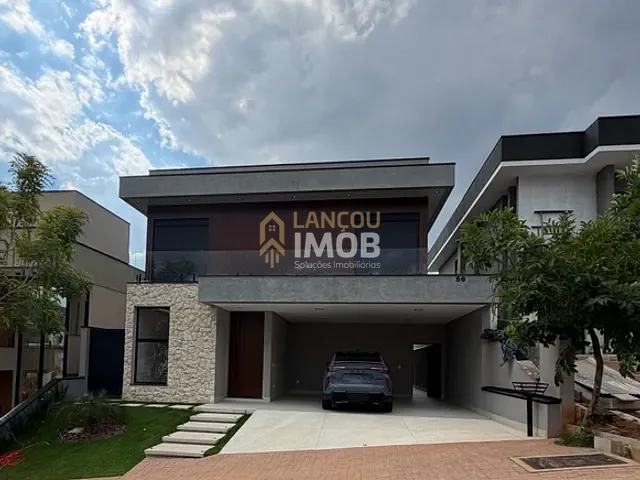 Casa com 366m² 4 quartos e 5 banheiros, à venda, no bairro Jardim Samambaia em Jundiaí