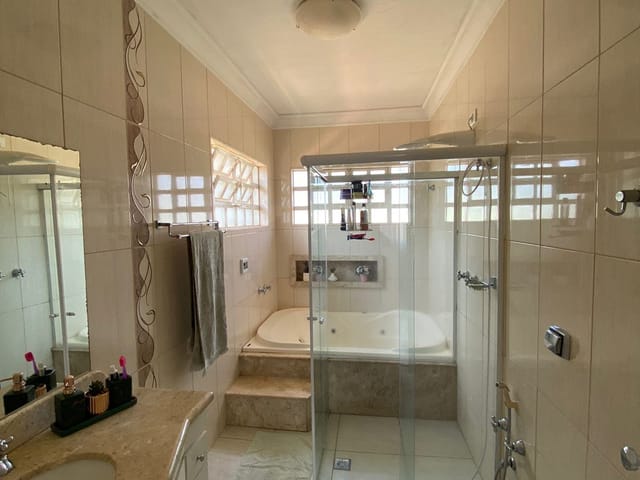 Foto do Casa - Casa para locação, Vila Vitória, Apucarana, PR | J. Mareze Imóveis Ltda