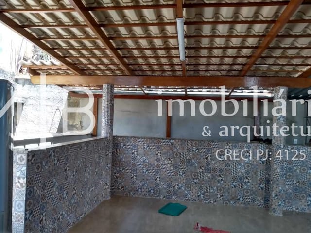 Casa com 200m² 3 quartos e 2 banheiros, à venda, no bairro JARDIM BANDEIRANTES II em CATAGUASES