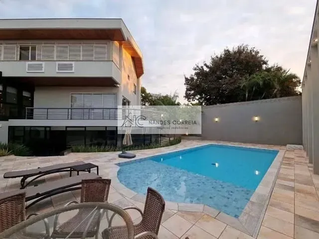 Casa 5 quartos e 5 banheiros, à venda, no bairro Jardim São Jorge em Londrina
