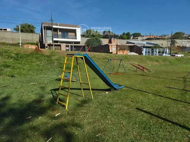 Casa com 125m² 3 quartos e 2 banheiros, à venda, no bairro Parque Leblon em Londrina
