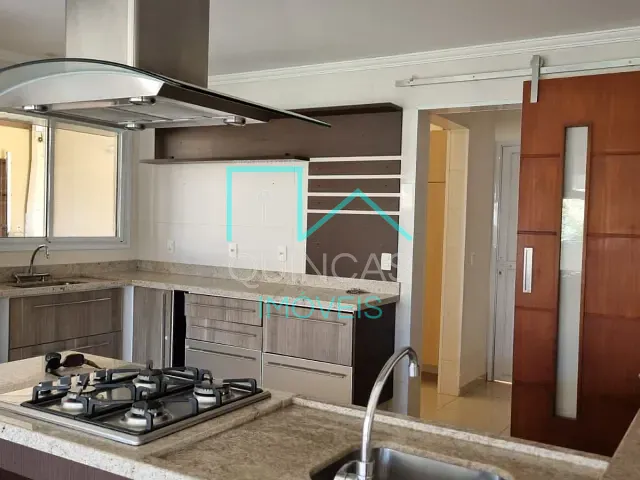Casa com 1400m² 3 quartos e 2 banheiros, à venda, no bairro Jardim Tereza Cristina em Jundiaí