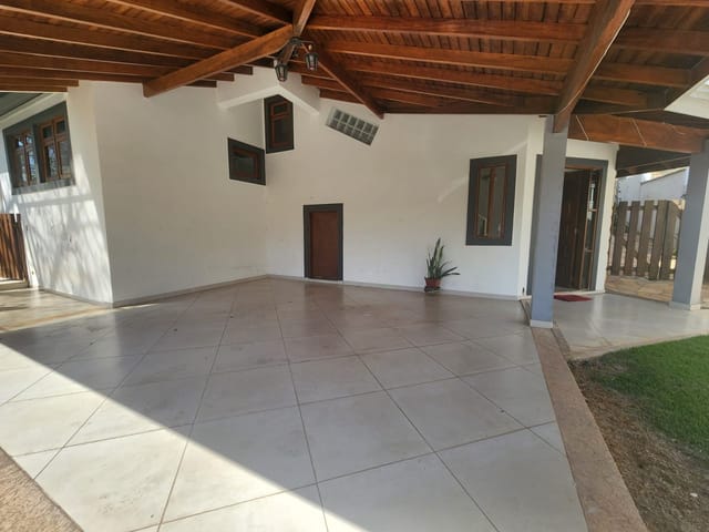 Casa com 450m² 3 quartos e 6 banheiros, à venda, no bairro Villaggio Capríccio em Louveira