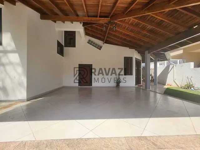 Casa com 450m² 3 quartos e 6 banheiros, à venda, no bairro Villaggio Capríccio em Louveira