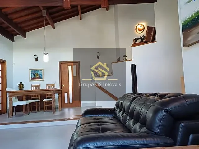 Casa com 376m² 3 quartos e 5 banheiros, à venda, no bairro Jardim Recanto em Valinhos