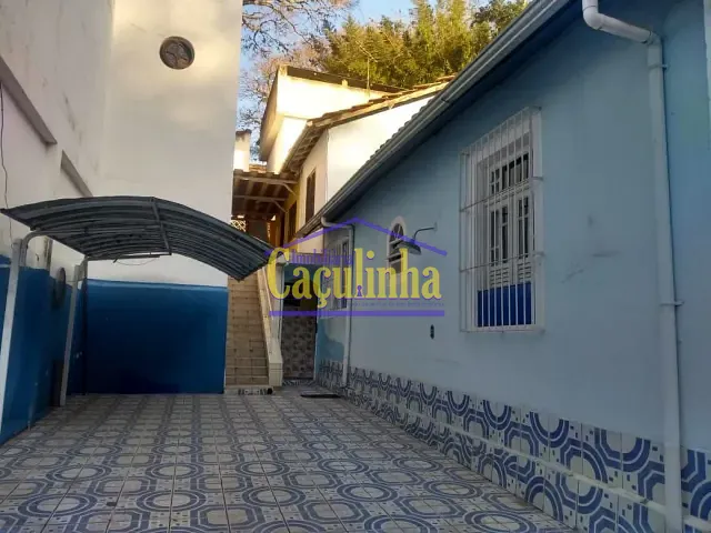 Casa com 1m² 2 quartos e 1 banheiro, à venda, no bairro Matadouro em Barra do Piraí