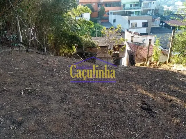 Casa com 1m² 2 quartos e 1 banheiro, à venda, no bairro Matadouro em Barra do Piraí