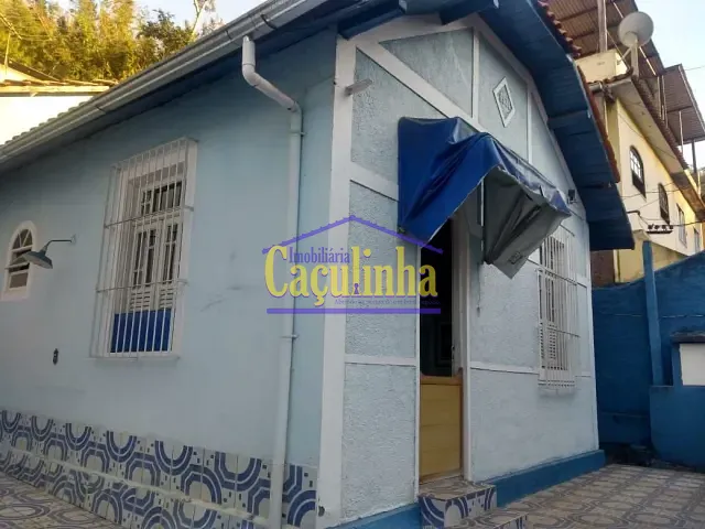 Casa com 1m² 2 quartos e 1 banheiro, à venda, no bairro Matadouro em Barra do Piraí