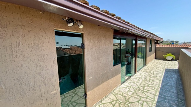 Casa 3 quartos e 3 banheiros, à venda, no bairro Palmeiras em Cabo Frio