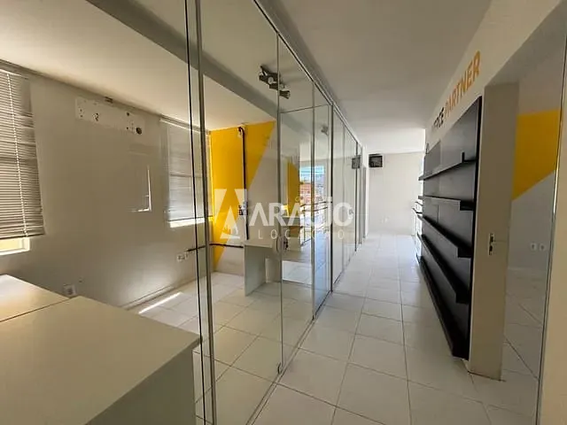 Casa com 300m², para alugar, no bairro Fazenda em Itajaí