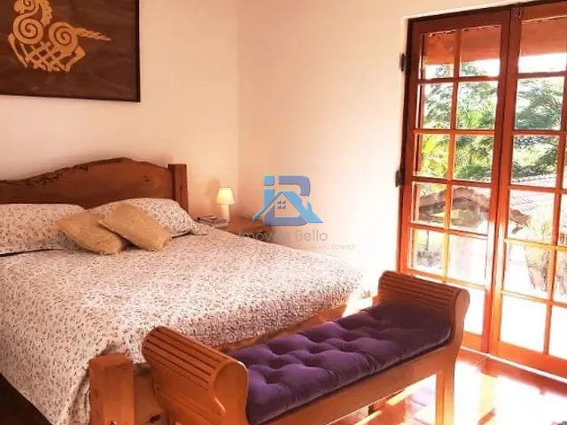Casa com 1500m² 3 quartos e 3 banheiros, à venda, no bairro Ville Chamonix em Itatiba