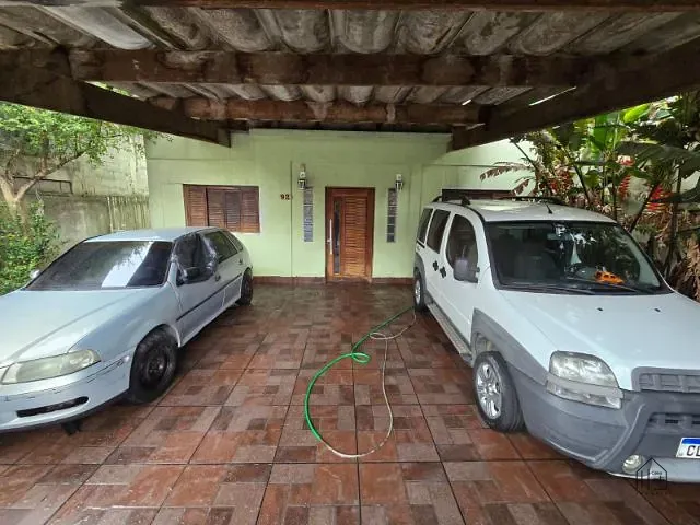 Casa com 480m² 5 quartos e 2 banheiros, à venda, no bairro Jardim Carmel em Cotia