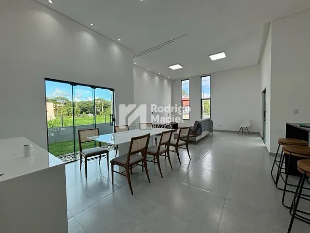 Casa com 750m² 3 quartos e 4 banheiros, à venda, no bairro Aldeia dos Camarás em Camaragibe