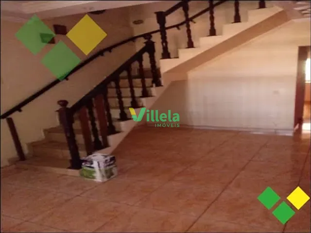 Casa 2 quartos e 3 banheiros, à venda, no bairro Jardim Serra Dourada em Itaquaquecetuba