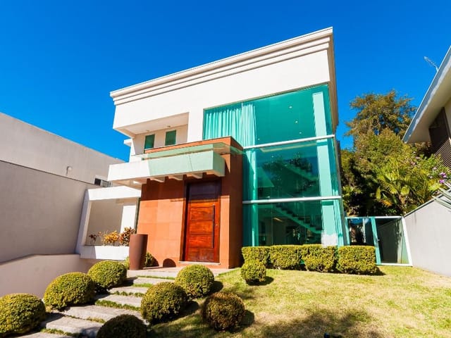 Casa com 435m² 3 quartos e 6 banheiros, à venda, no bairro Santa Felicidade em Curitiba