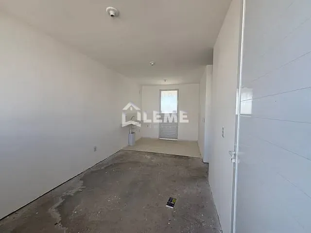 Casa 2 quartos e 1 banheiro, para alugar, no bairro Parque dos Manacás I em Mococa