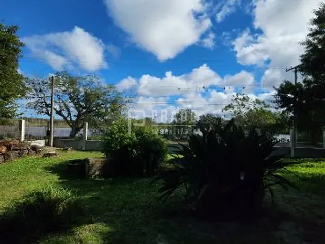 Casa com 2000m² 5 quartos e 5 banheiros, à venda, no bairro Laranjal em Pelotas