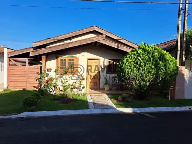 Casa com 310m² 3 quartos e 1 banheiro, à venda, no bairro Vila Nova em Louveira