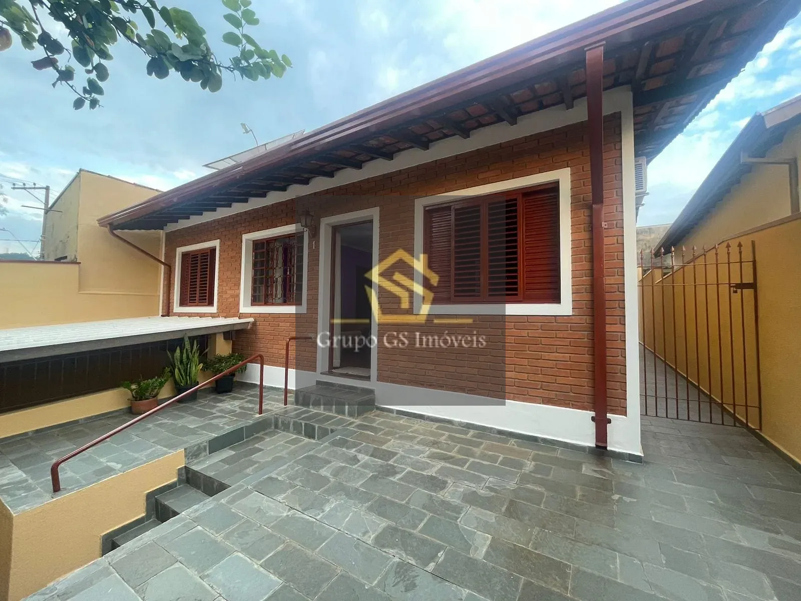 Casa, 3 quartos, 132 m² - Foto 1