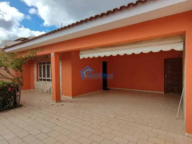 Casa com 250m² 3 quartos e 1 banheiro, para alugar, no bairro Jardim Santa Rita em Indaiatuba