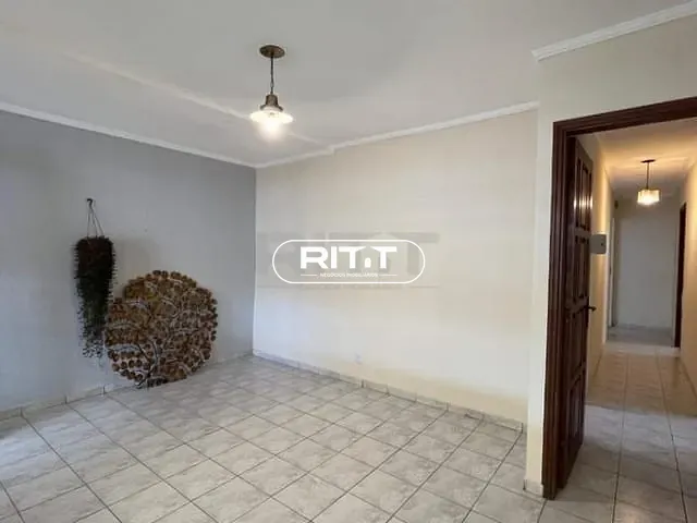 Casa com 250m² 4 quartos e 3 banheiros, à venda, no bairro Vila Campos Sales em Campinas